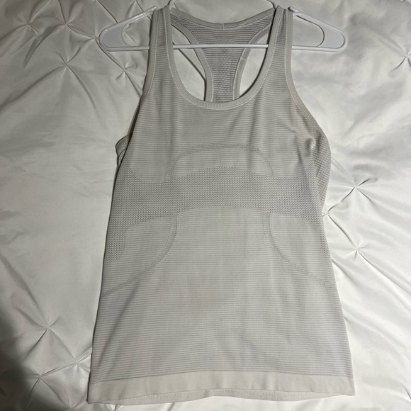 Lululemon Swiftly Tech Tank - Picture 1 of 4